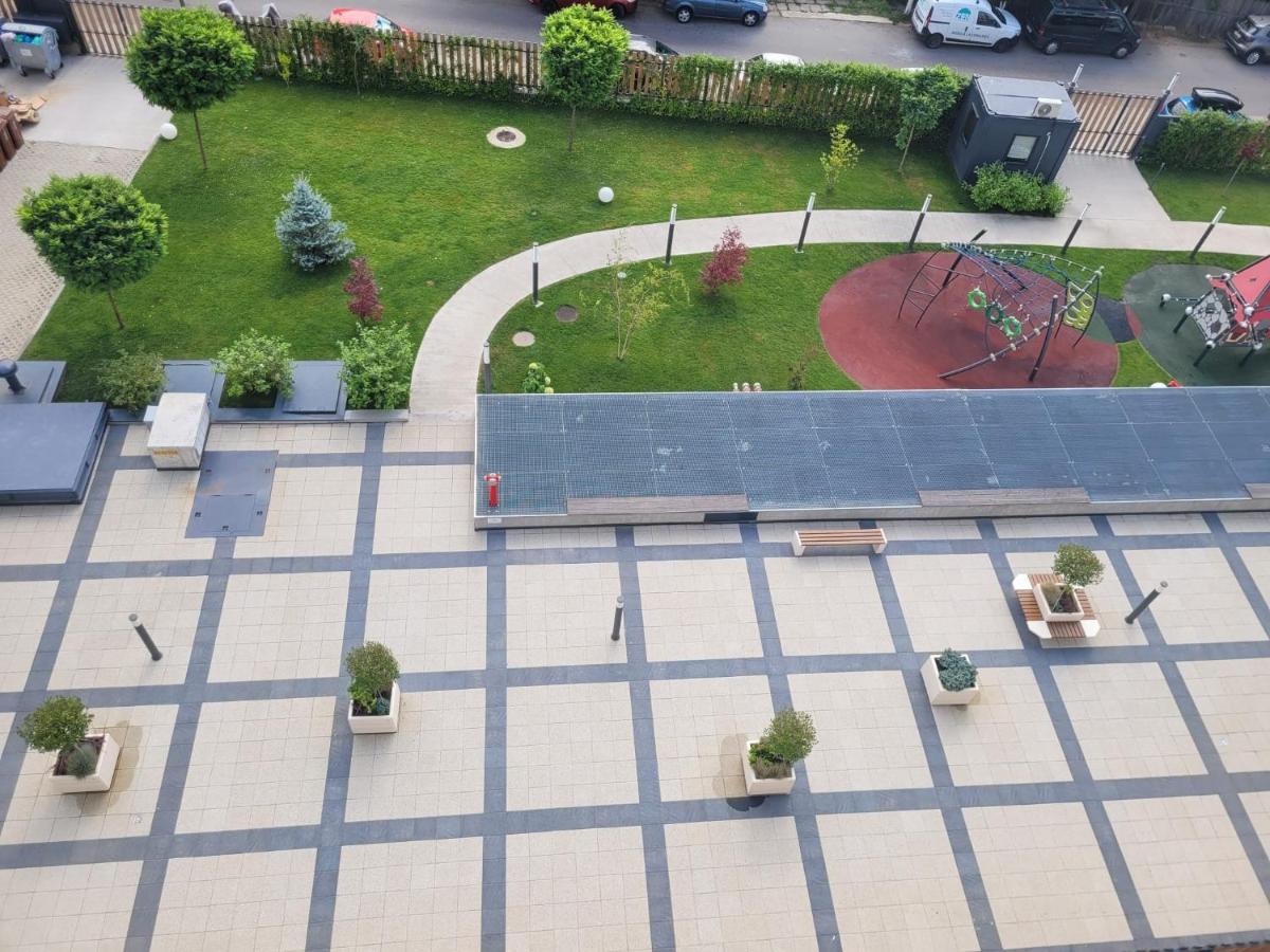Apartment In Bucharest, Baneasa Green Area Bucareste Exterior foto